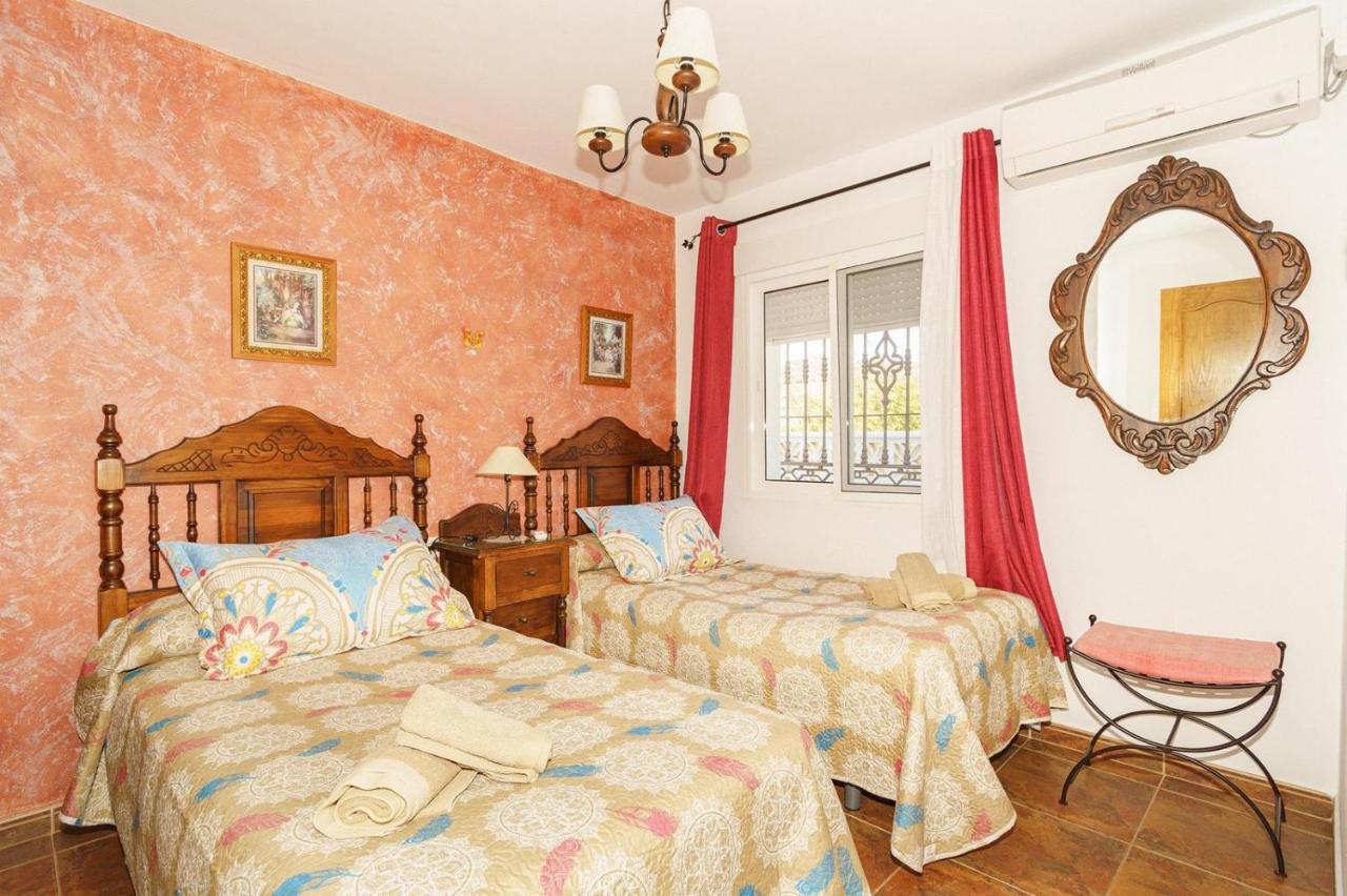 Villa Triana Nerja Luaran gambar