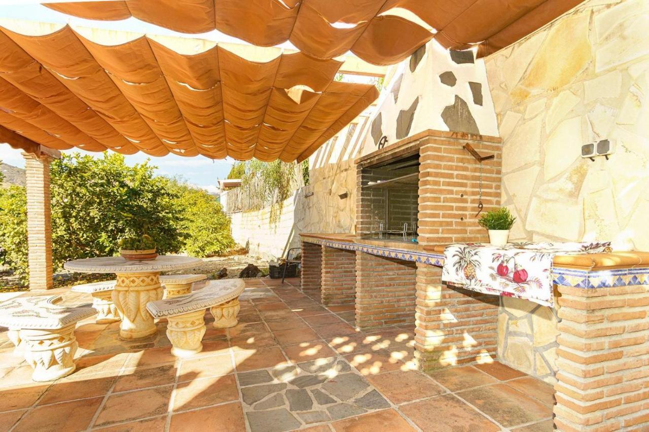 Villa Triana Nerja Luaran gambar