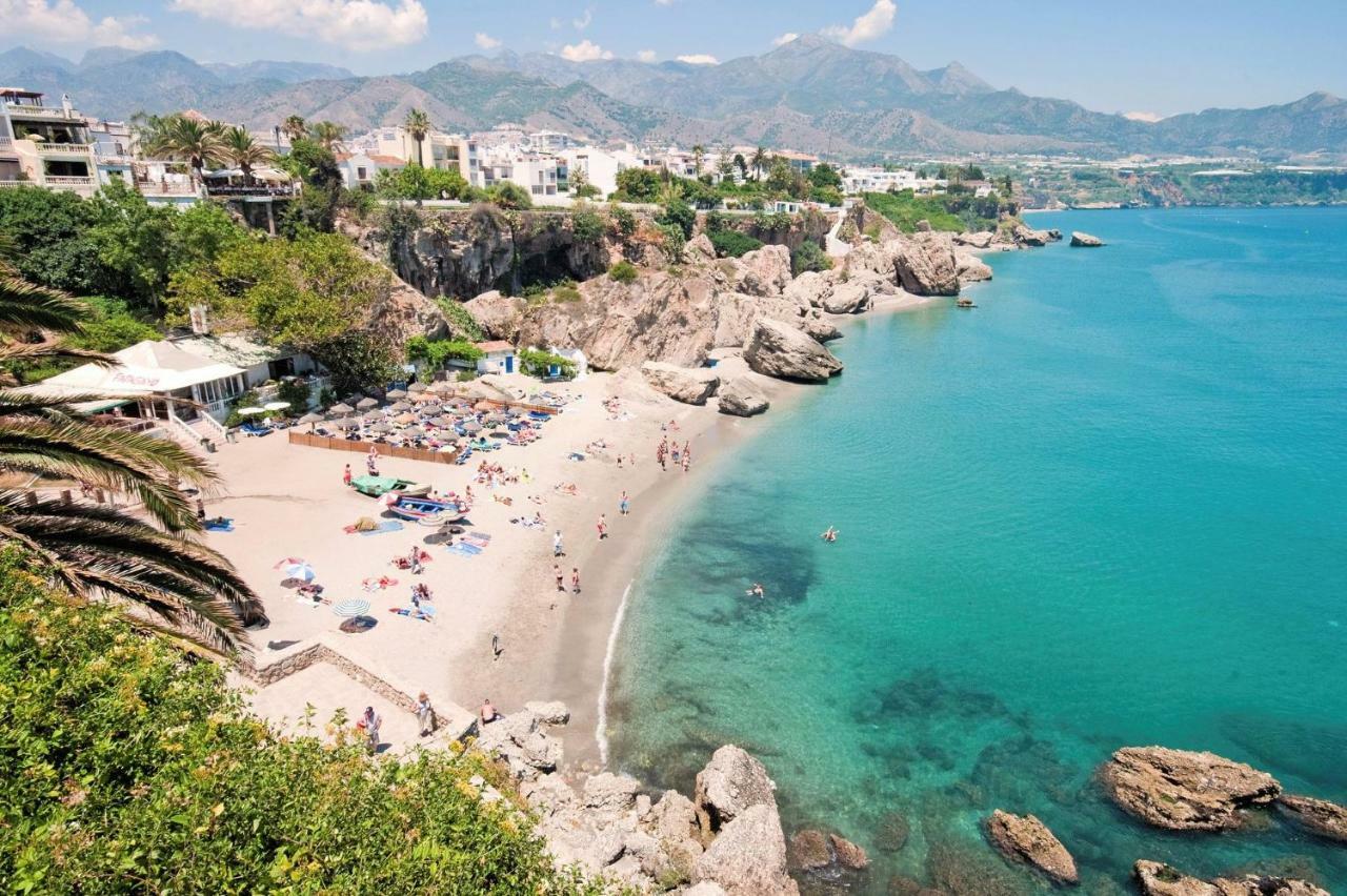 Villa Triana Nerja Luaran gambar