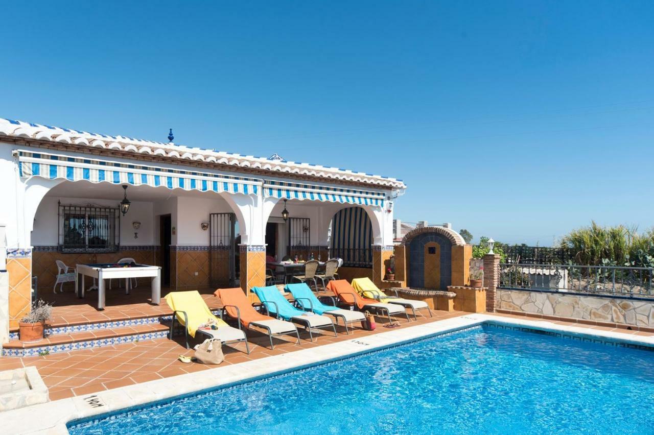 Villa Triana Nerja Luaran gambar