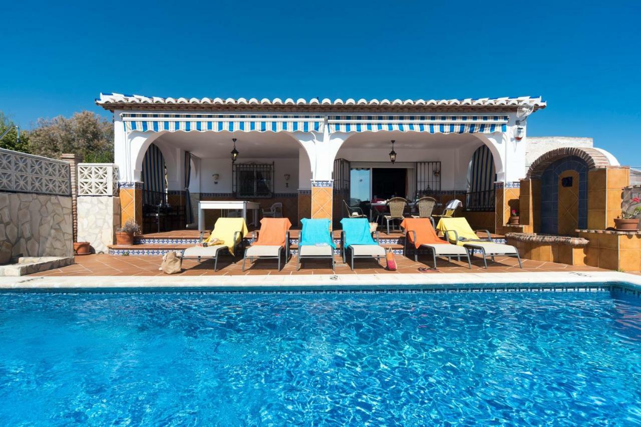 Villa Triana Nerja Luaran gambar