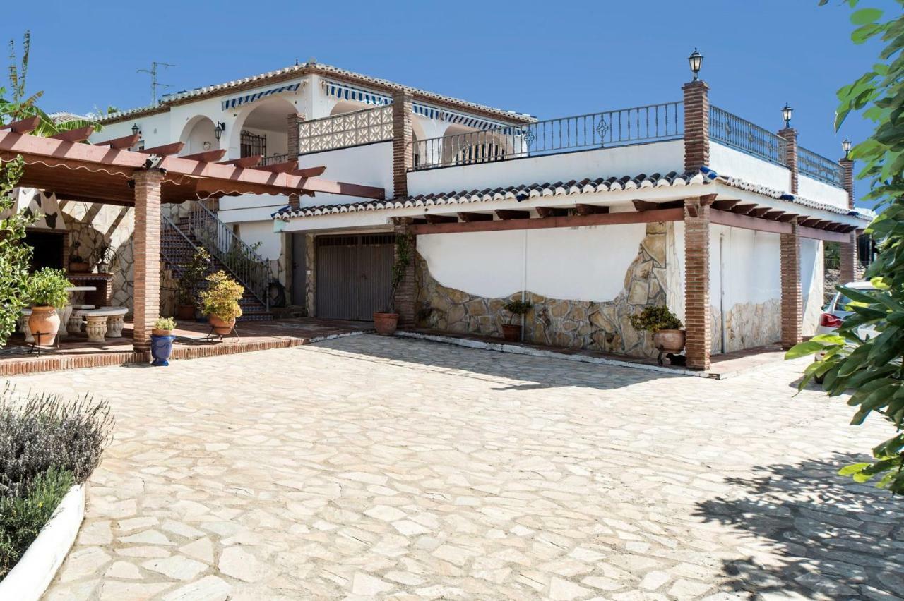 Villa Triana Nerja Luaran gambar